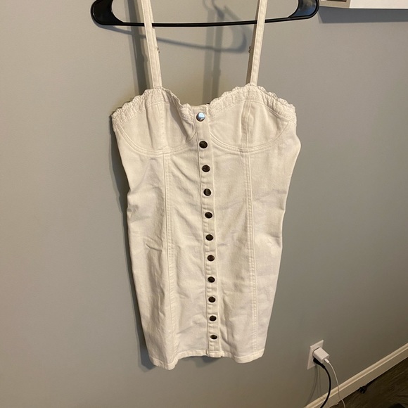 (SOLD) Forever 21 Lace Trim Buttoned Denim Dress - Picture 5 of 5